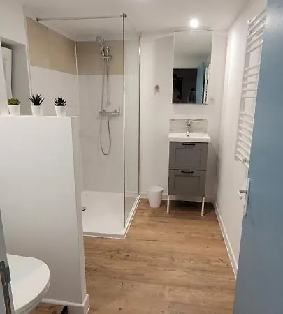 Apartment 5 Personnes A 100 M De La *